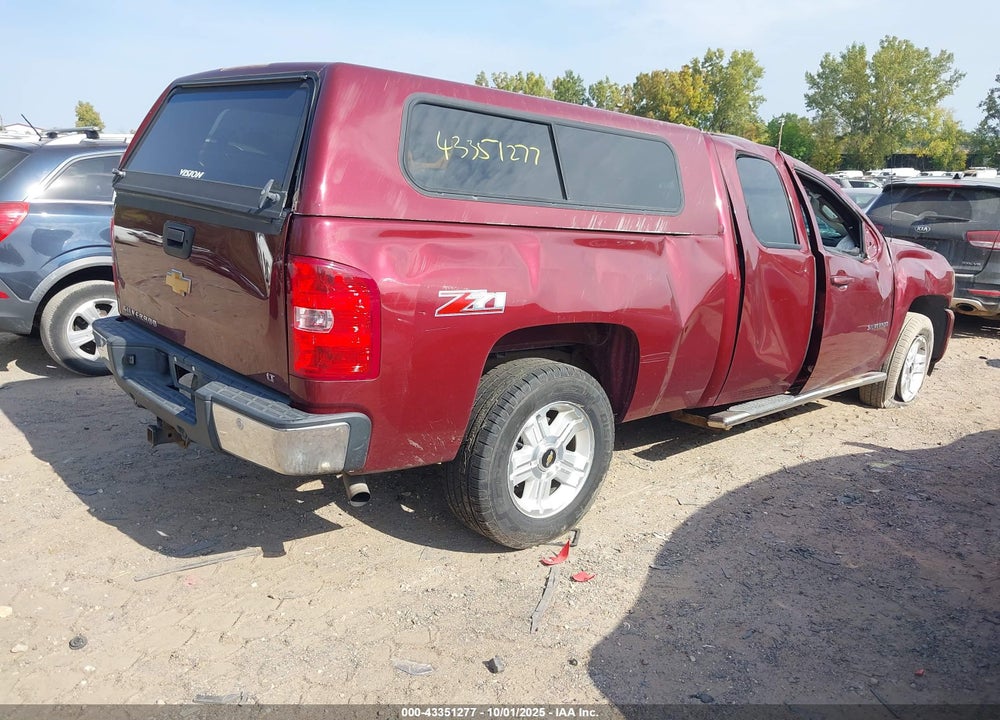 2013 CHEVROLET SILVERADO 1500 LT VIN: 1GCRKSE73DZ131623