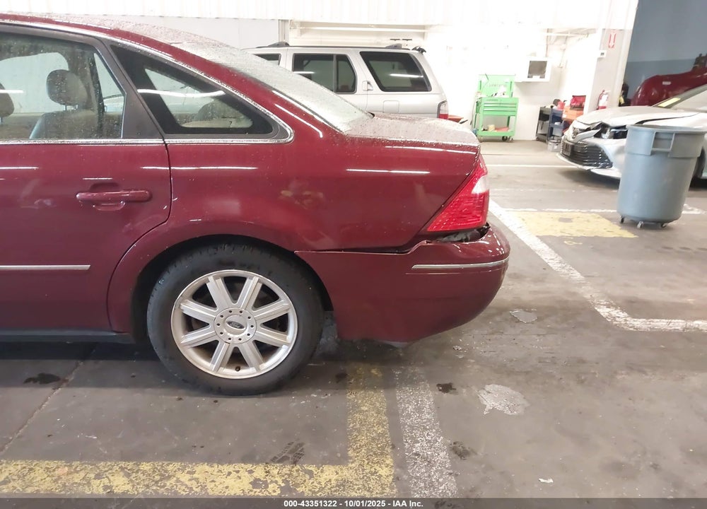 2006 FORD FIVE HUNDRED LIMITED VIN: 1FAFP28146G112210