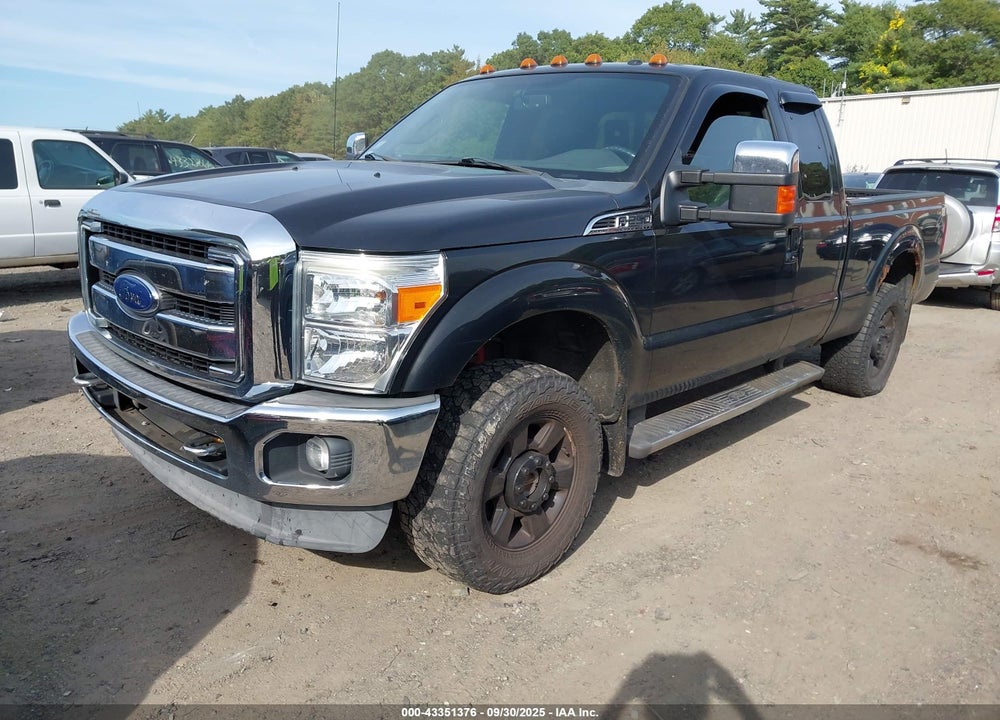 2011 FORD F-250 LARIAT VIN: 1FT7X2B68BEA23152