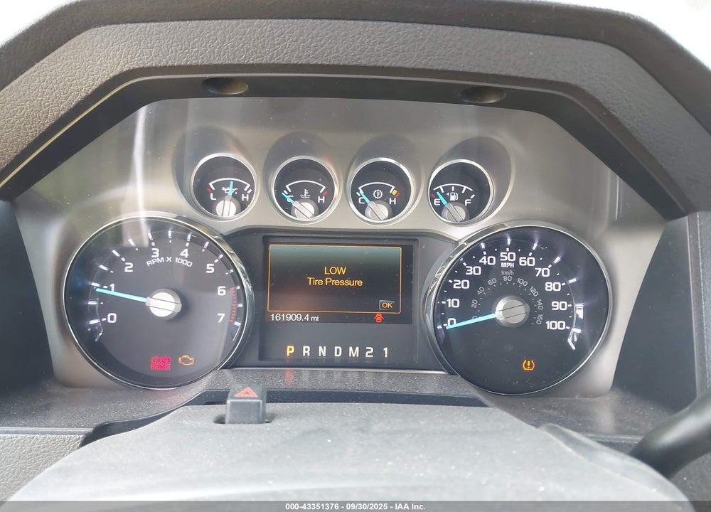 2011 FORD F-250 LARIAT VIN: 1FT7X2B68BEA23152