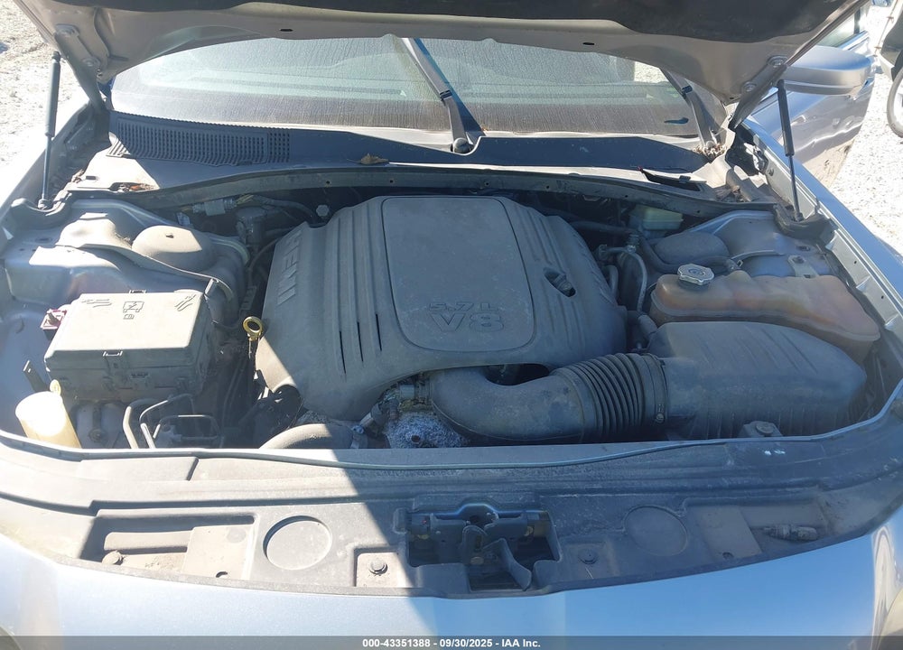2014 CHRYSLER 300 VIN: 2C3CCABT5EH118814