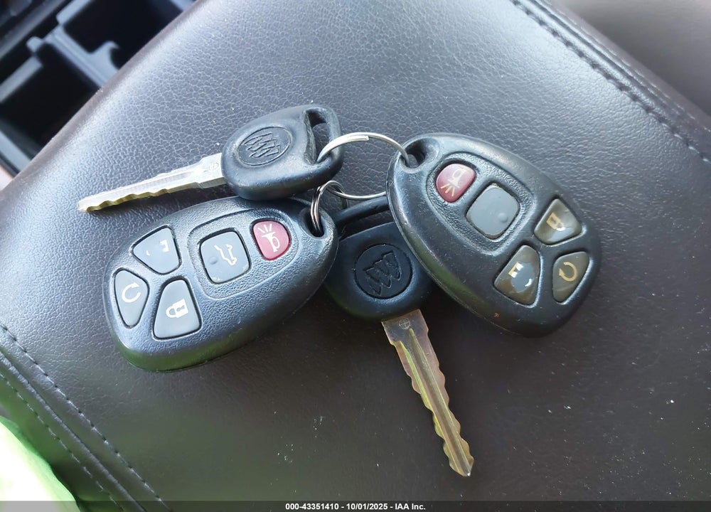 2009 BUICK ENCLAVE VIN: 5GAER23D19J143196