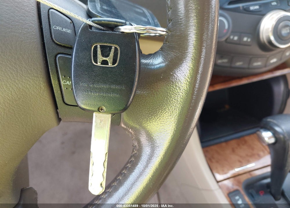 2005 HONDA ACCORD HYBRID IMA VIN: JHMCN36475C010099