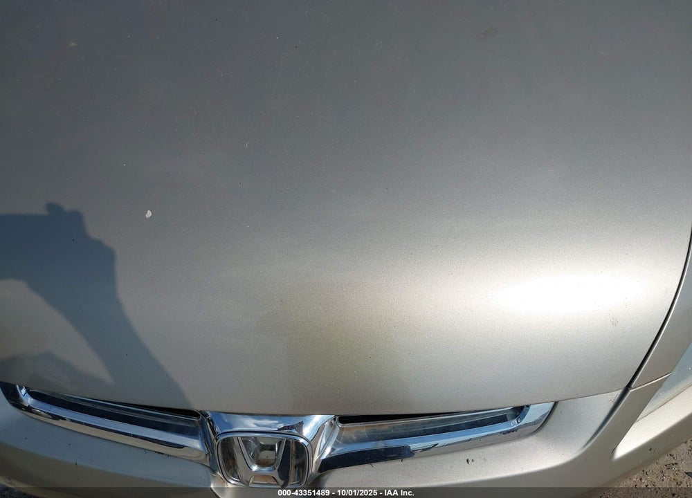 2005 HONDA ACCORD HYBRID IMA VIN: JHMCN36475C010099