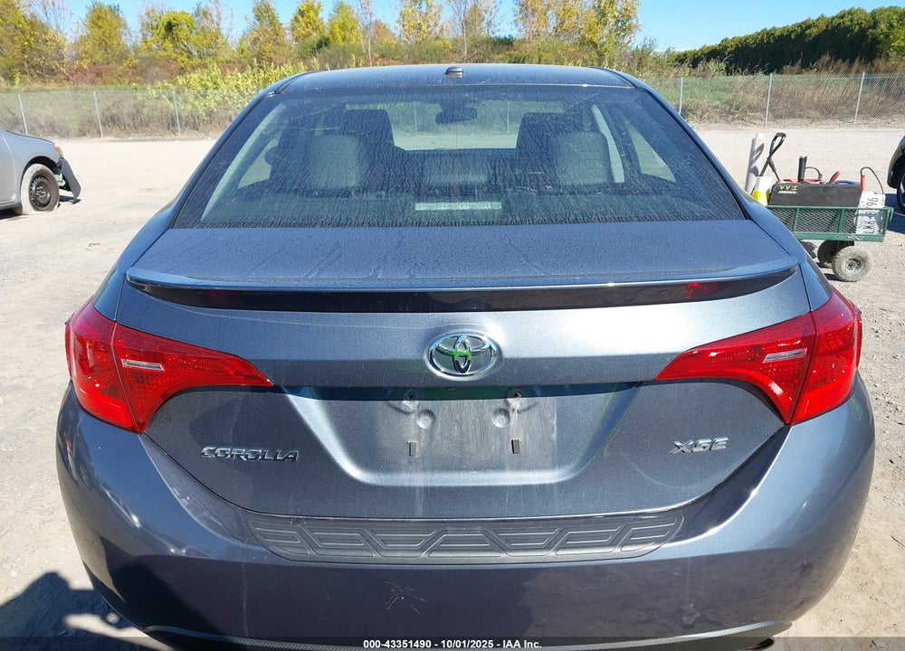 2018 TOYOTA COROLLA XSE VIN: 2T1BURHE5JC986585