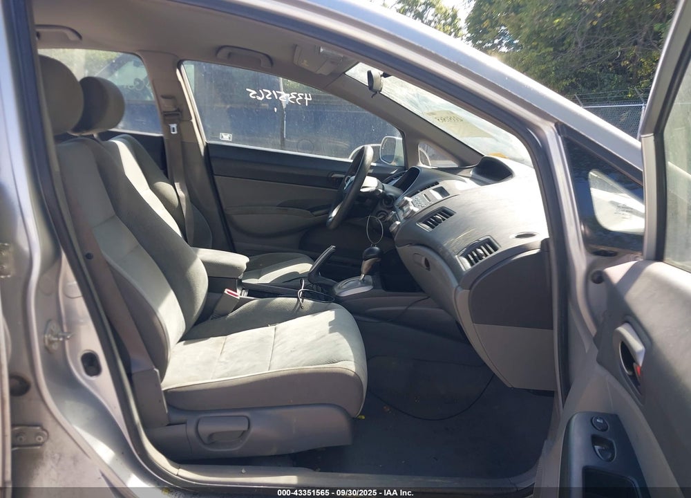 2010 HONDA CIVIC VIN: 19XFA1F55AE027848