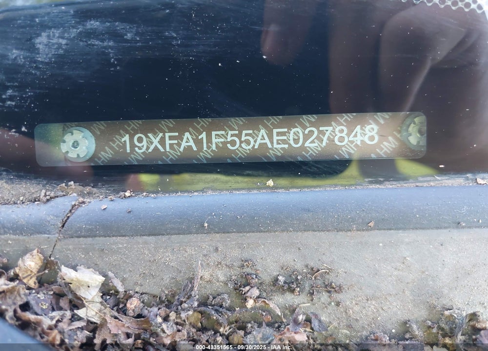 2010 HONDA CIVIC VIN: 19XFA1F55AE027848