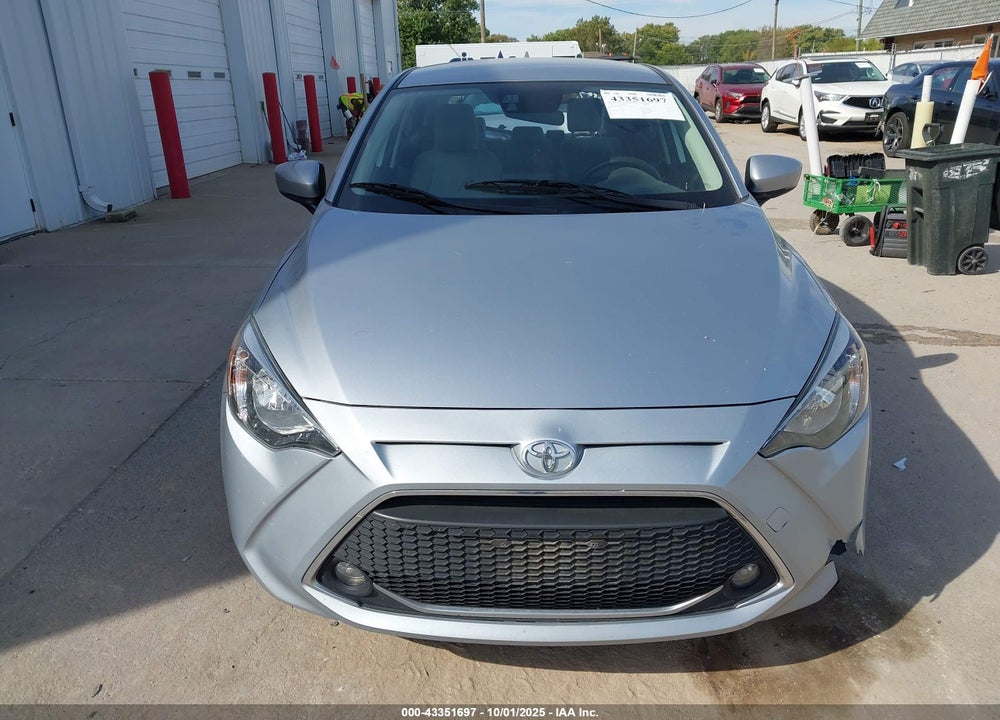 2020 TOYOTA YARIS LE VIN: 3MYDLBJV7LY705937