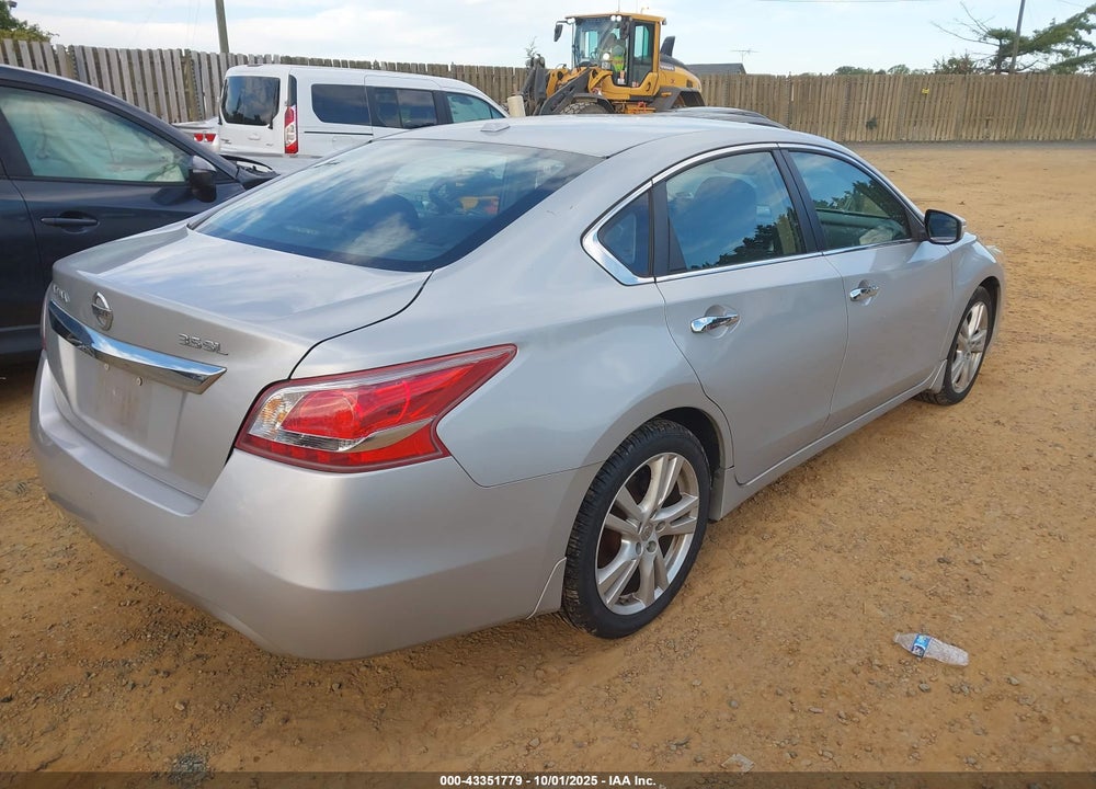 2013 NISSAN ALTIMA 3.5 SL VIN: 1N4BL3AP2DN403912