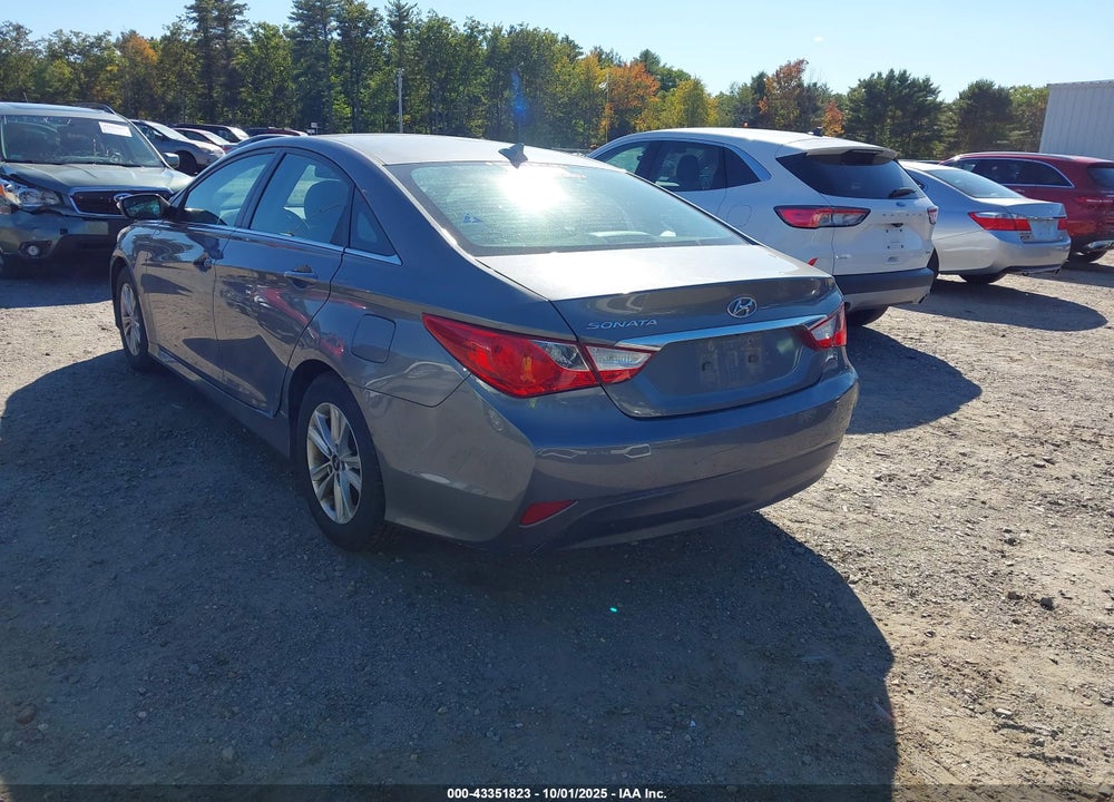 2014 HYUNDAI SONATA VIN: 5NPEB4AC8EH931131