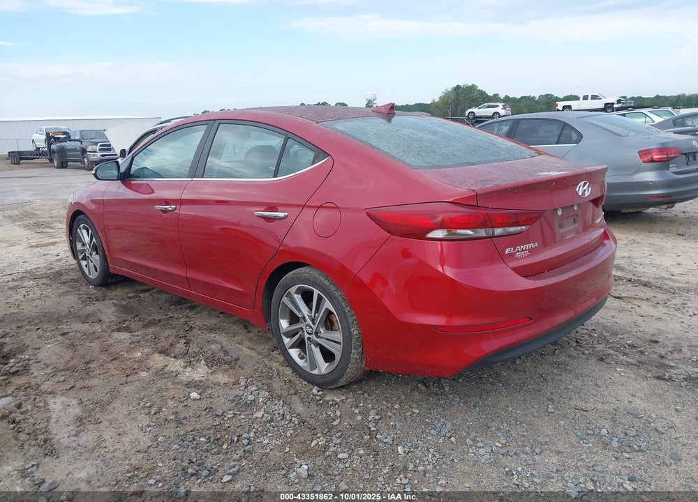 2017 HYUNDAI ELANTRA VIN: KMHD84LF4HU358834