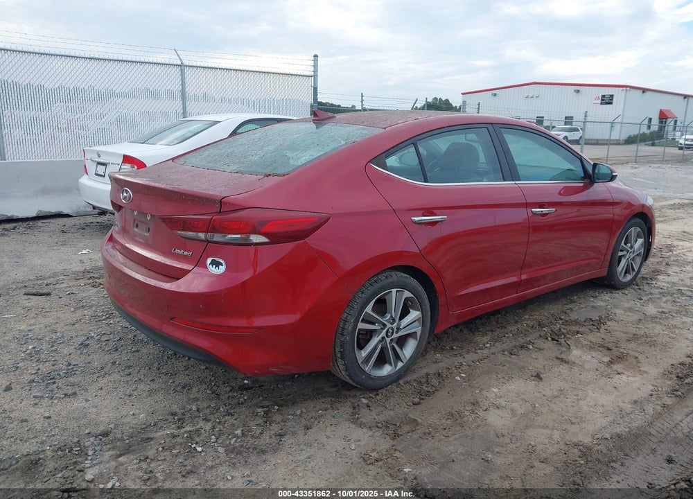 2017 HYUNDAI ELANTRA VIN: KMHD84LF4HU358834