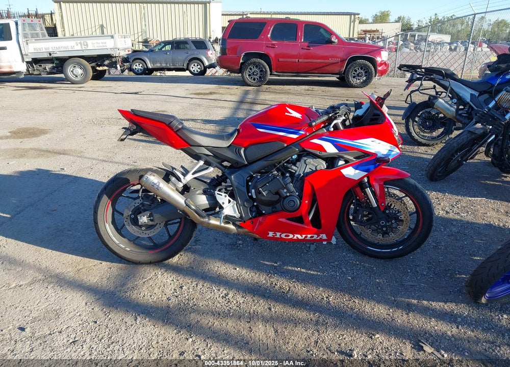 2024 HONDA CBR650 VIN: MLHRH1553R5001053