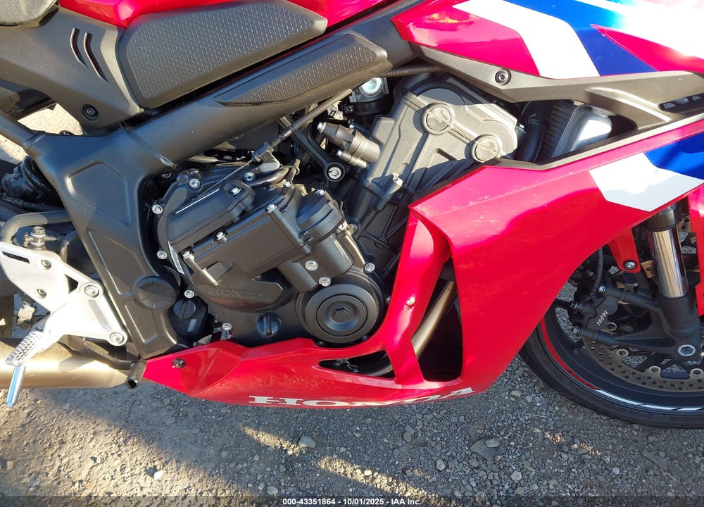 2024 HONDA CBR650 VIN: MLHRH1553R5001053