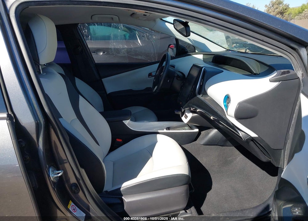 2018 TOYOTA PRIUS PRIME VIN: JTDKARFP1J3078284