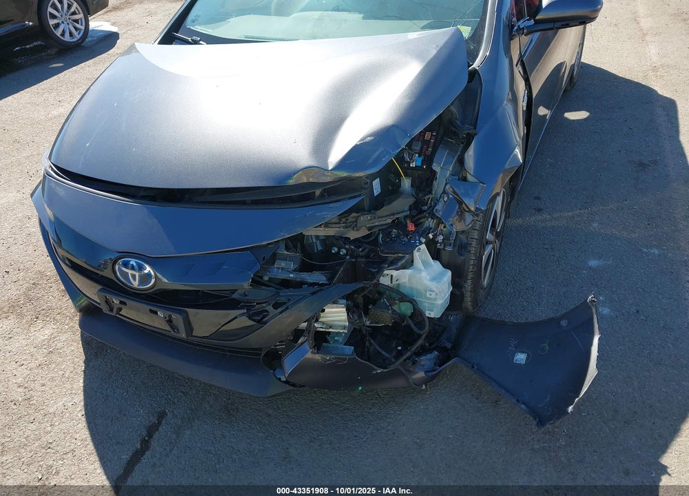 2018 TOYOTA PRIUS PRIME VIN: JTDKARFP1J3078284