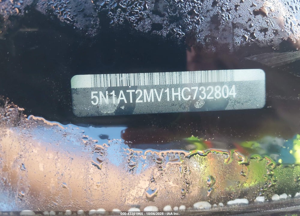 2017 NISSAN ROGUE VIN: 5N1AT2MV1HC732804