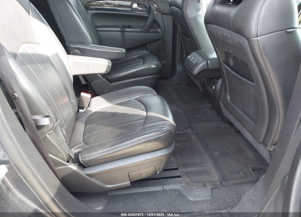 2013 BUICK ENCLAVE VIN: 5GAKRCKD5DJ143768
