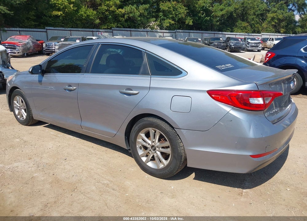 2016 HYUNDAI SONATA VIN: 5NPE24AF4GH338718
