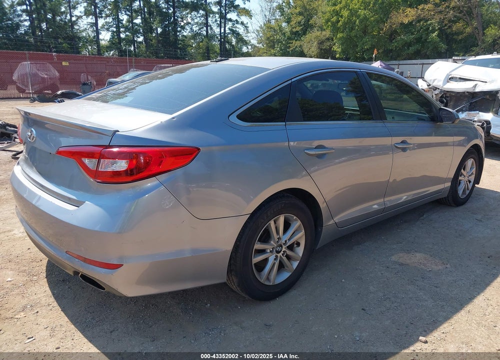 2016 HYUNDAI SONATA VIN: 5NPE24AF4GH338718
