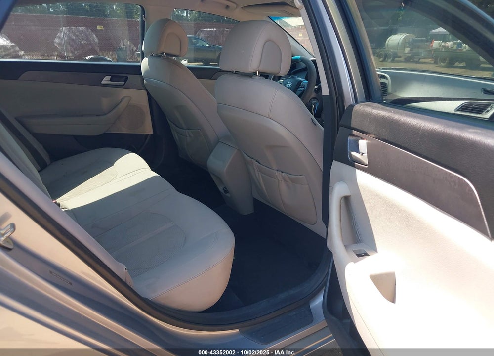2016 HYUNDAI SONATA VIN: 5NPE24AF4GH338718