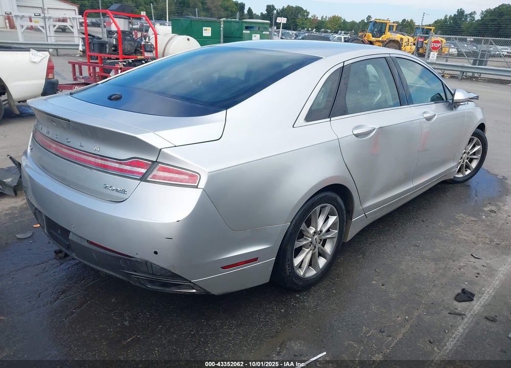 2015 LINCOLN MKZ VIN: 3LN6L2J97FR604269