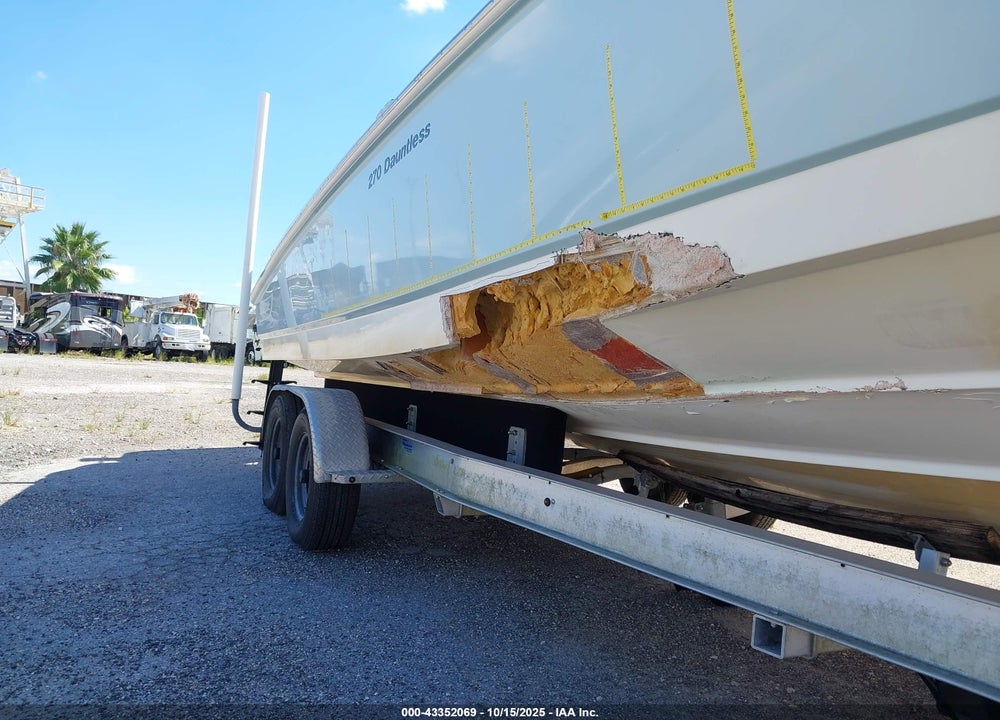 2018 BOSTON WHALER OTHER VIN: BWCE1432L718