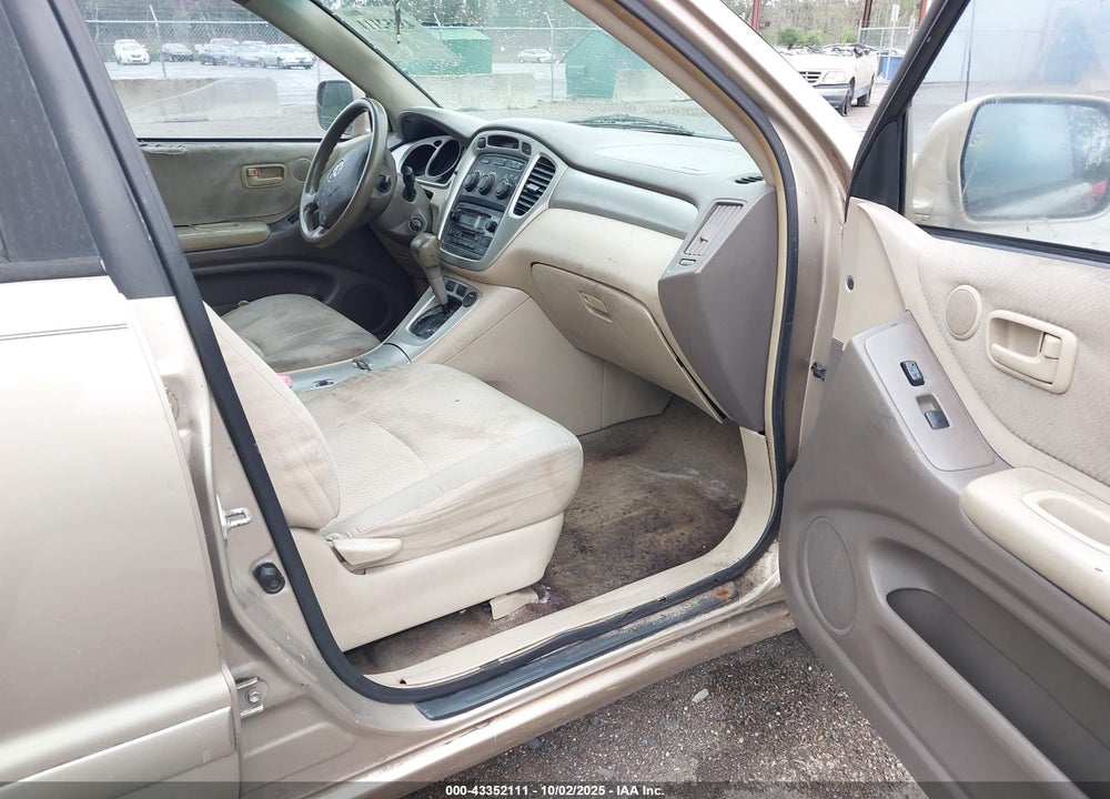 2005 TOYOTA HIGHLANDER VIN: JTEDP21A250083952