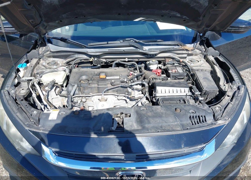 2018 HONDA CIVIC LX VIN: 2HGFC2F52JH570189