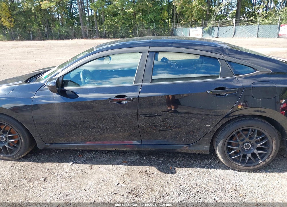 2018 HONDA CIVIC LX VIN: 2HGFC2F52JH570189