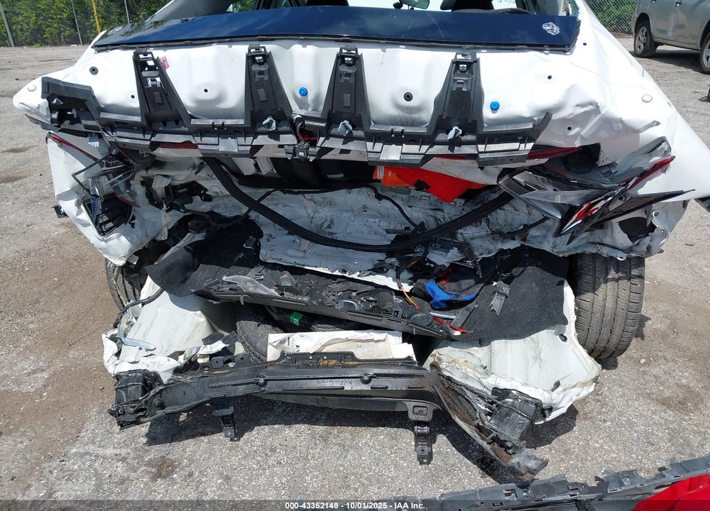 2024 HYUNDAI ELANTRA VIN: KMHLM4DG7RU732367