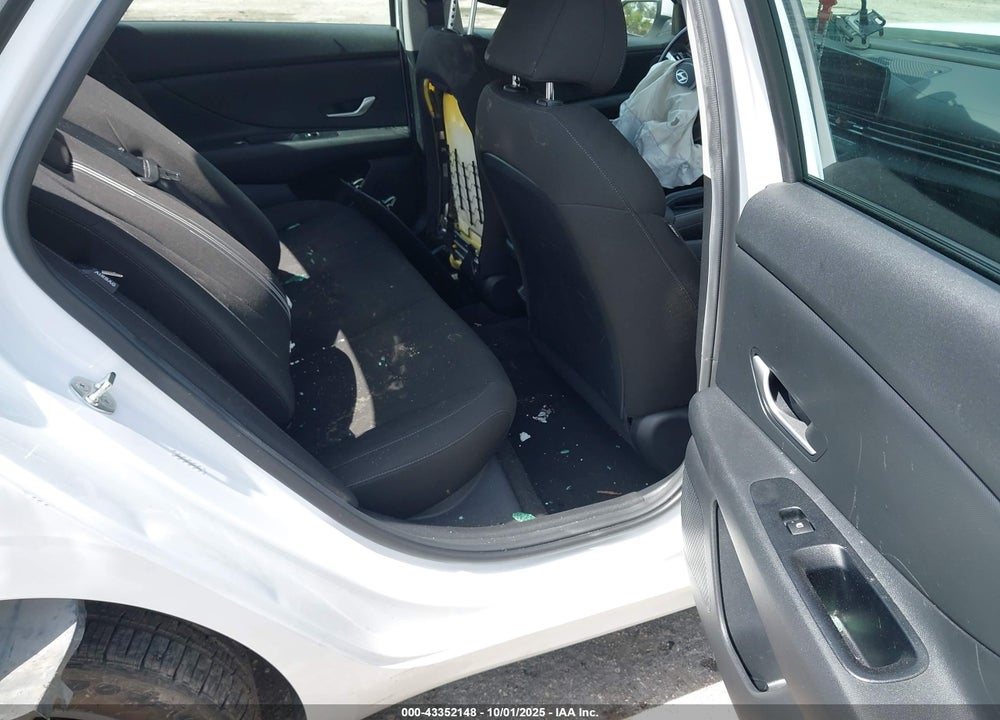 2024 HYUNDAI ELANTRA VIN: KMHLM4DG7RU732367