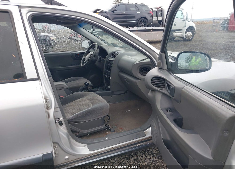 2001 HYUNDAI SANTA FE 2.4L/2.4L GL VIN: KM8SB82B61U027080