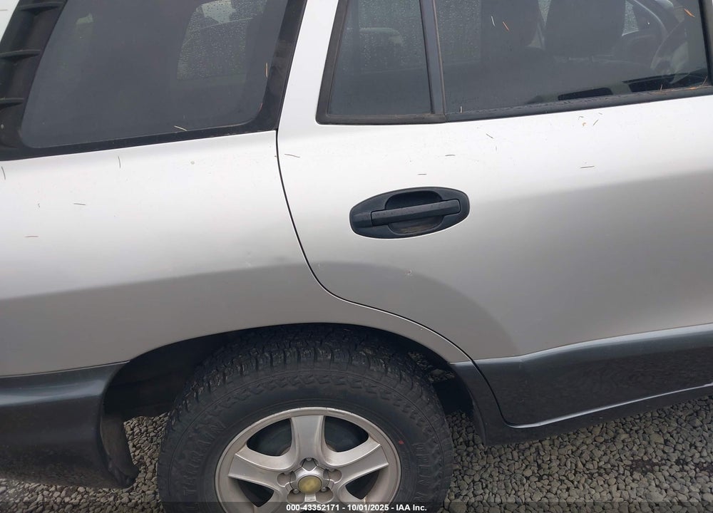 2001 HYUNDAI SANTA FE 2.4L/2.4L GL VIN: KM8SB82B61U027080