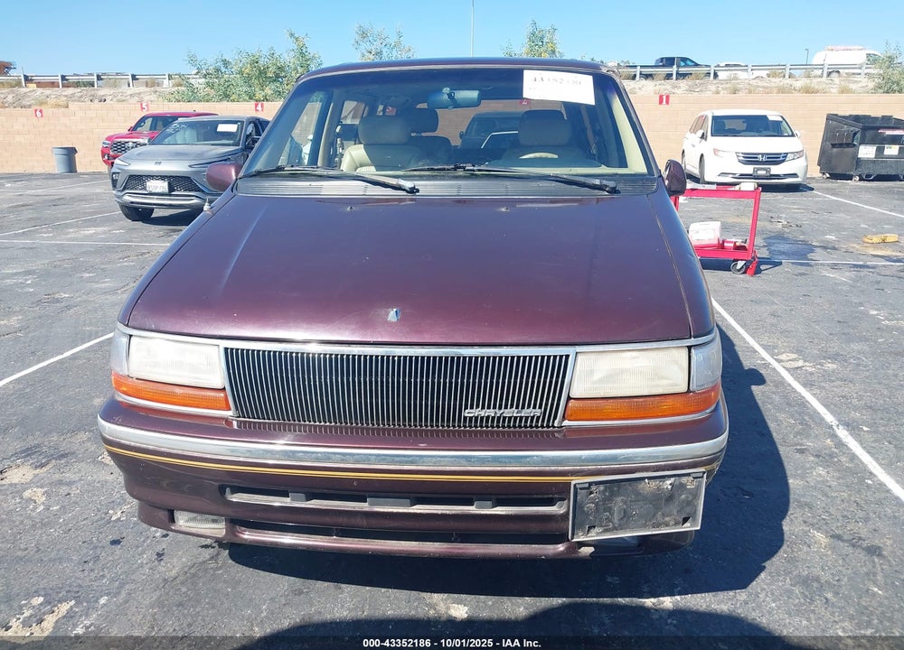 1993 CHRYSLER TOWN & COUNTRY VIN: 1C4GH54R1PX653192