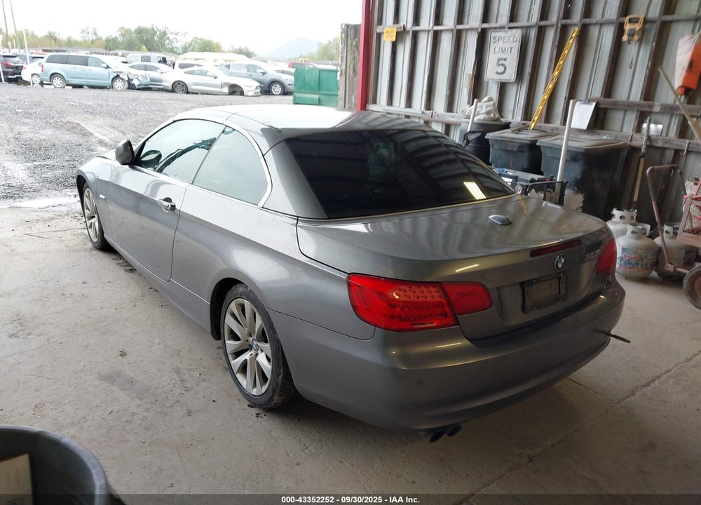 2013 BMW 328I VIN: WBADW3C55DJ527702