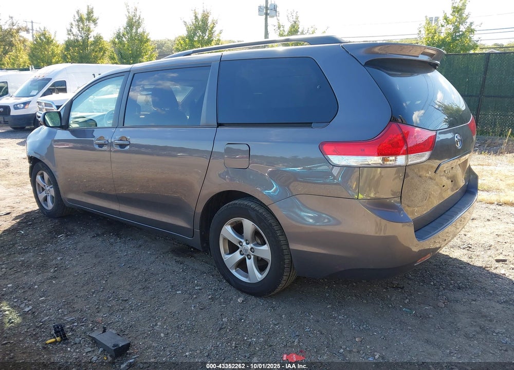 2013 TOYOTA SIENNA VIN: 5TDKK3DC5DS364054