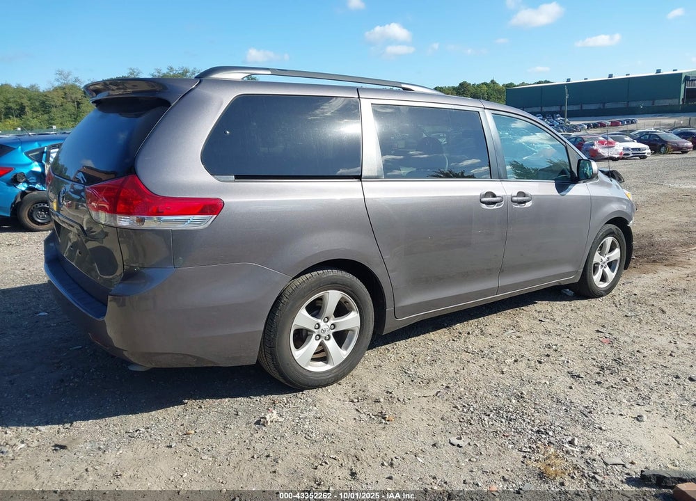 2013 TOYOTA SIENNA VIN: 5TDKK3DC5DS364054