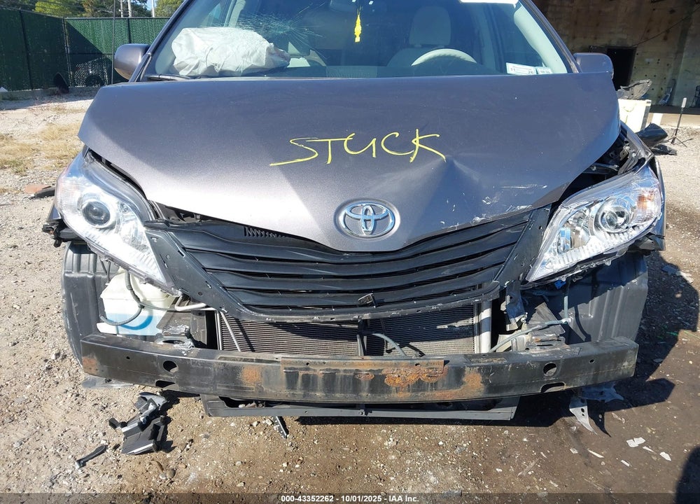 2013 TOYOTA SIENNA VIN: 5TDKK3DC5DS364054