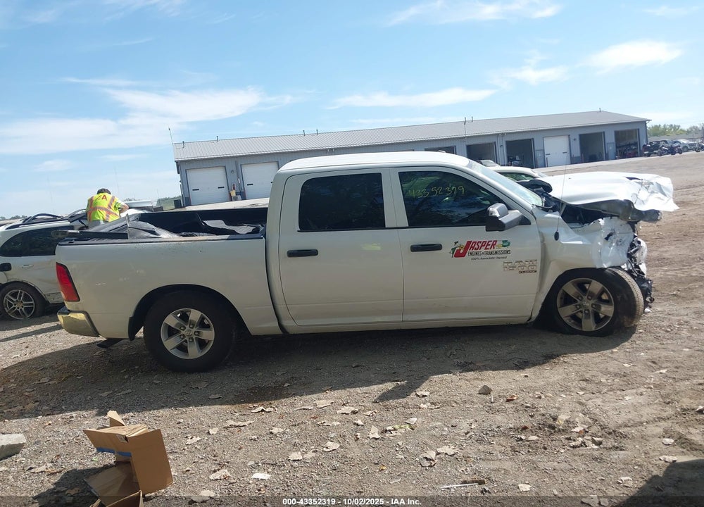 2022 RAM 1500 VIN: 3C6RR7KG7NG239927