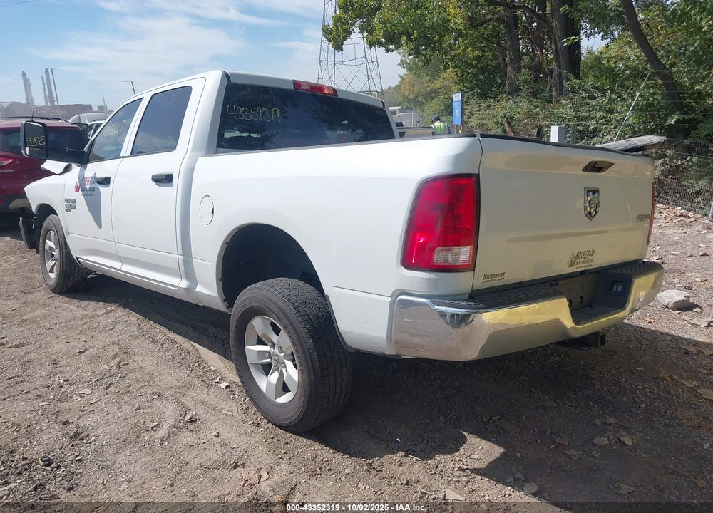 2022 RAM 1500 VIN: 3C6RR7KG7NG239927