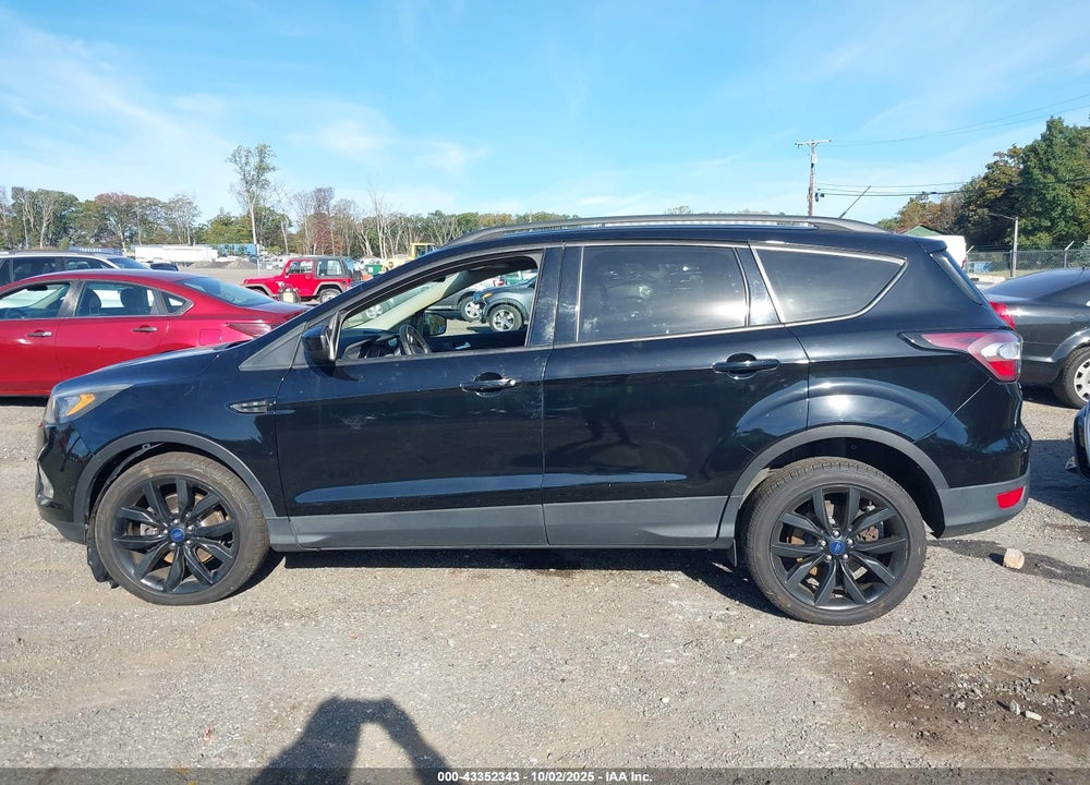 2017 FORD ESCAPE VIN: 1FMCU9G99HUD47742
