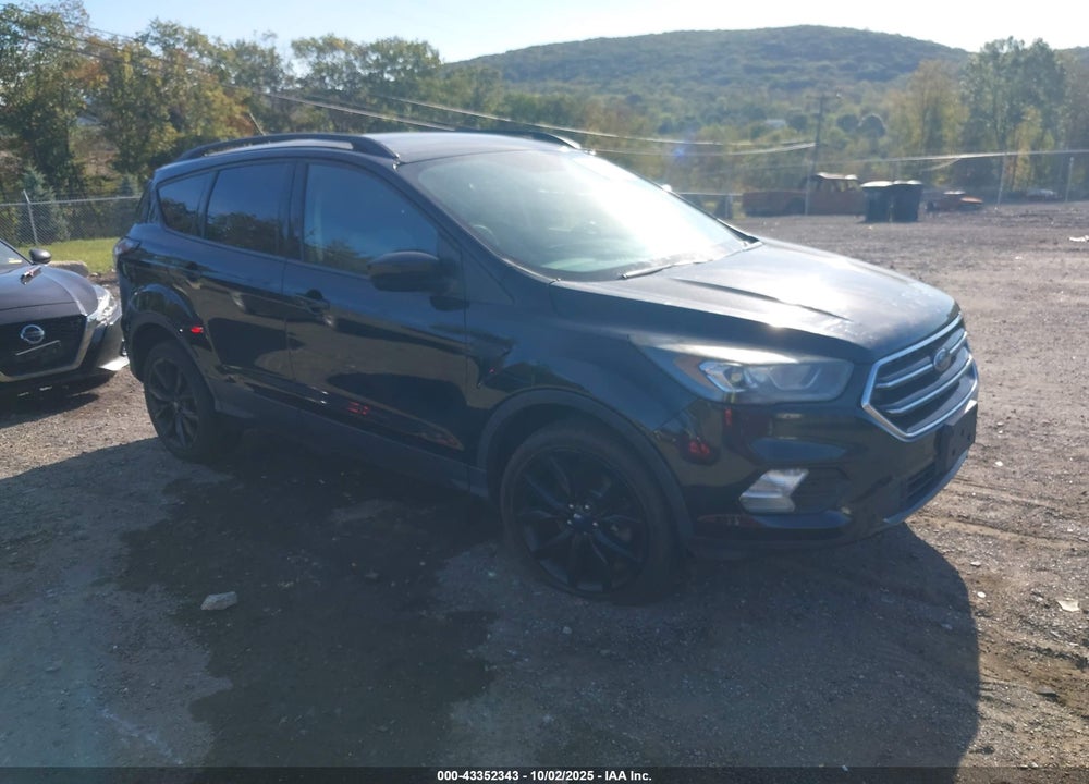2017 FORD ESCAPE VIN: 1FMCU9G99HUD47742