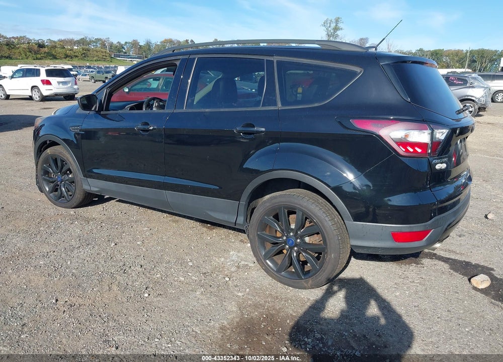2017 FORD ESCAPE VIN: 1FMCU9G99HUD47742