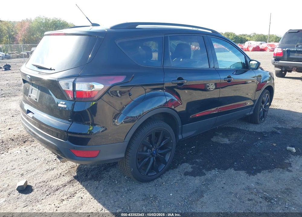 2017 FORD ESCAPE VIN: 1FMCU9G99HUD47742