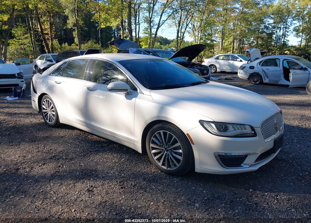 2020 LINCOLN MKZ STANDARD VIN: 3LN6L5B93LR610582