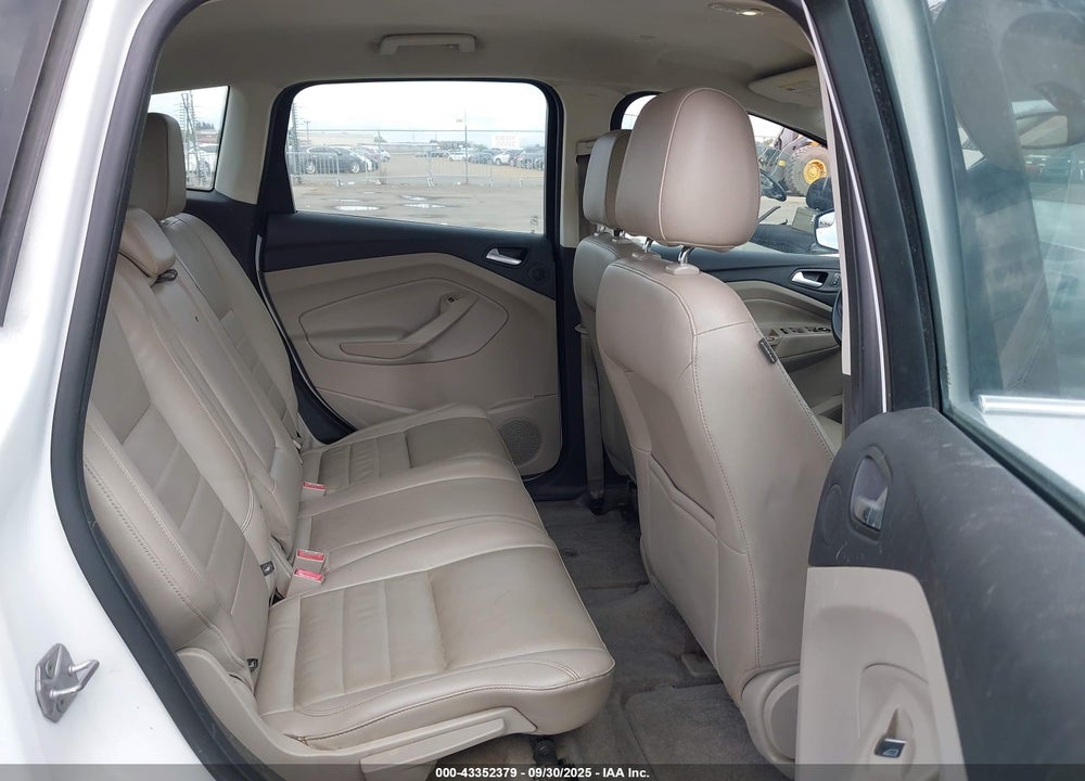 2013 FORD C-MAX VIN: 1FADP5CUXDL557114