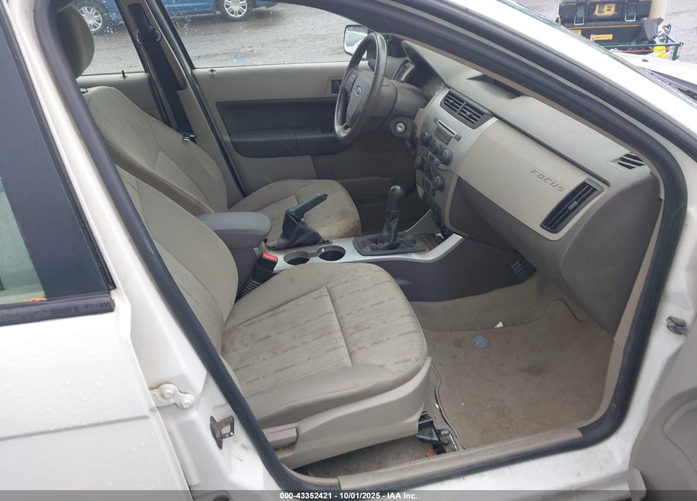 2010 FORD FOCUS VIN: 1FAHP3FN7AW178415