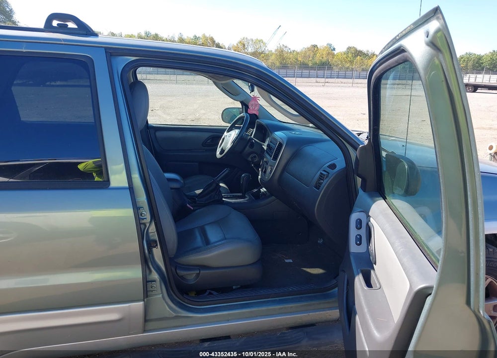 2007 FORD ESCAPE XLT/XLT SPORT VIN: 1FMCU03147KC07426