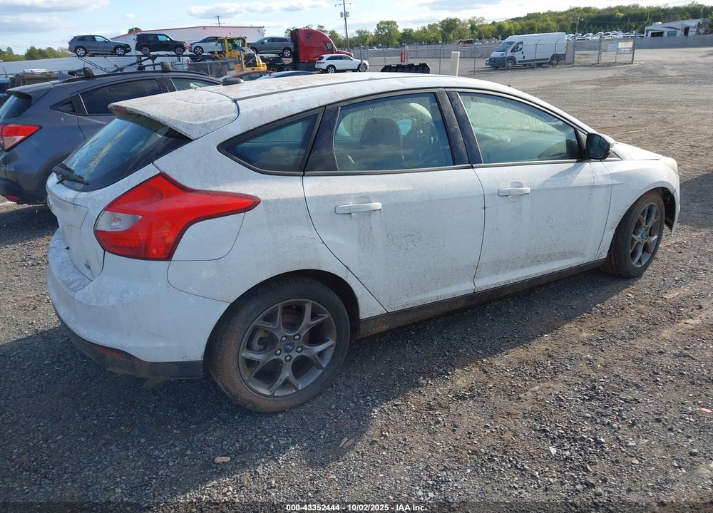 2013 FORD FOCUS VIN: 1FADP3K27DL320116